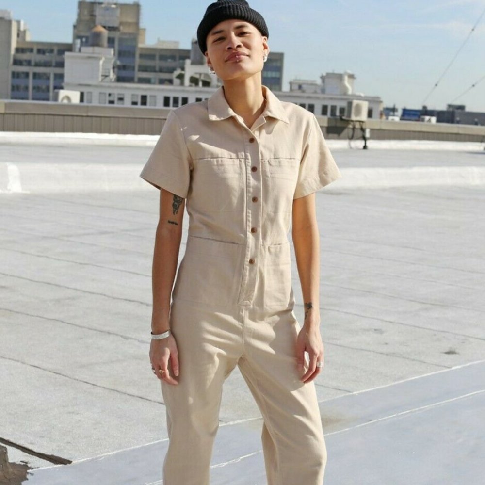 Ilana Kohn Short Sleeve Tia Coveralls in Toast. Size 6.
